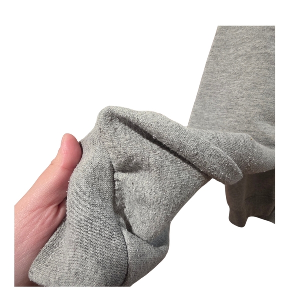 Walt Disney World Large Gray Mickey Mouse Crew Neck Pullover Sweater - Picture 3 of 5